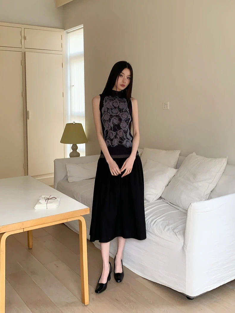 VILZSTUDIOS Floral Black Sleeveless Turtleneck Tank Top
