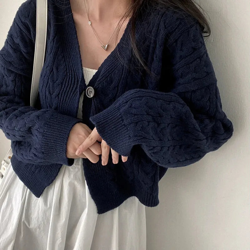 VILZSTUDIOS Retro Twist Knit Cropped Cardigan