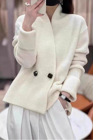 VILZSTUDIOS Elegant Button Knitted Cardigan