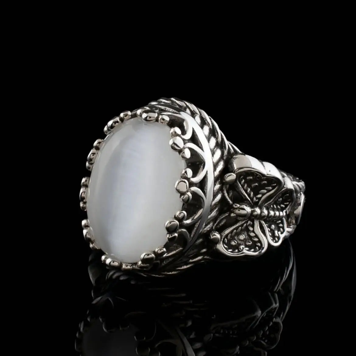 VILZSTUDIOS Butterfly White Stone Silver Ring