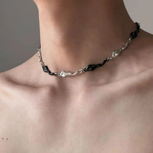 VILZSTUDIOS Irregular Wave Necklace Punk Black White