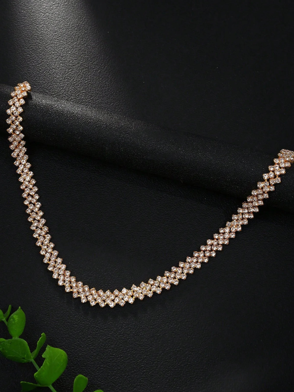 VILZSTUDIOS Shiny Wedding Rhinestone Necklace
