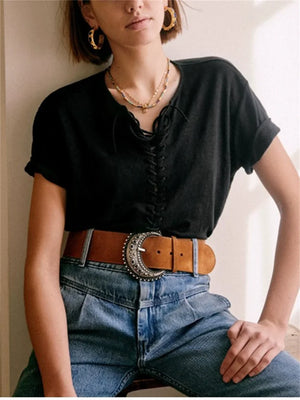 VILZSTUDIOS Lace-Up Solid Color T-Shirt