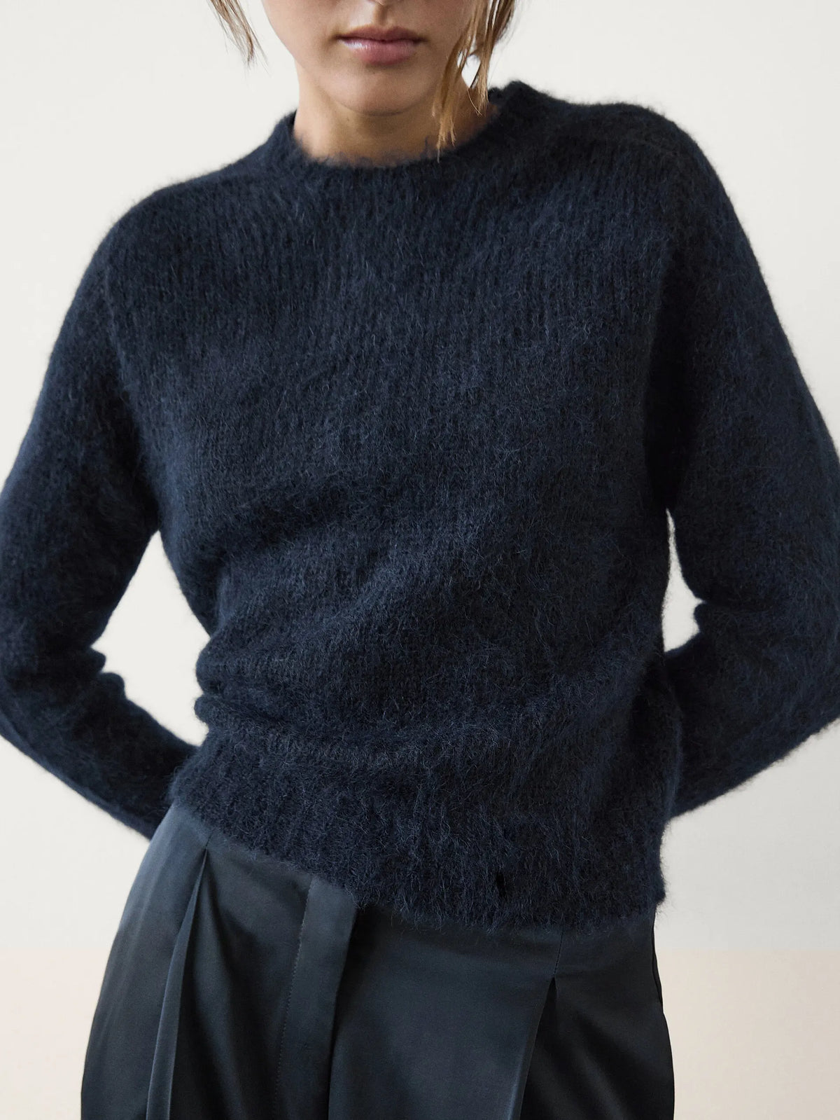 VILZSTUDIOS Basic Woolen Loose Knit Sweater