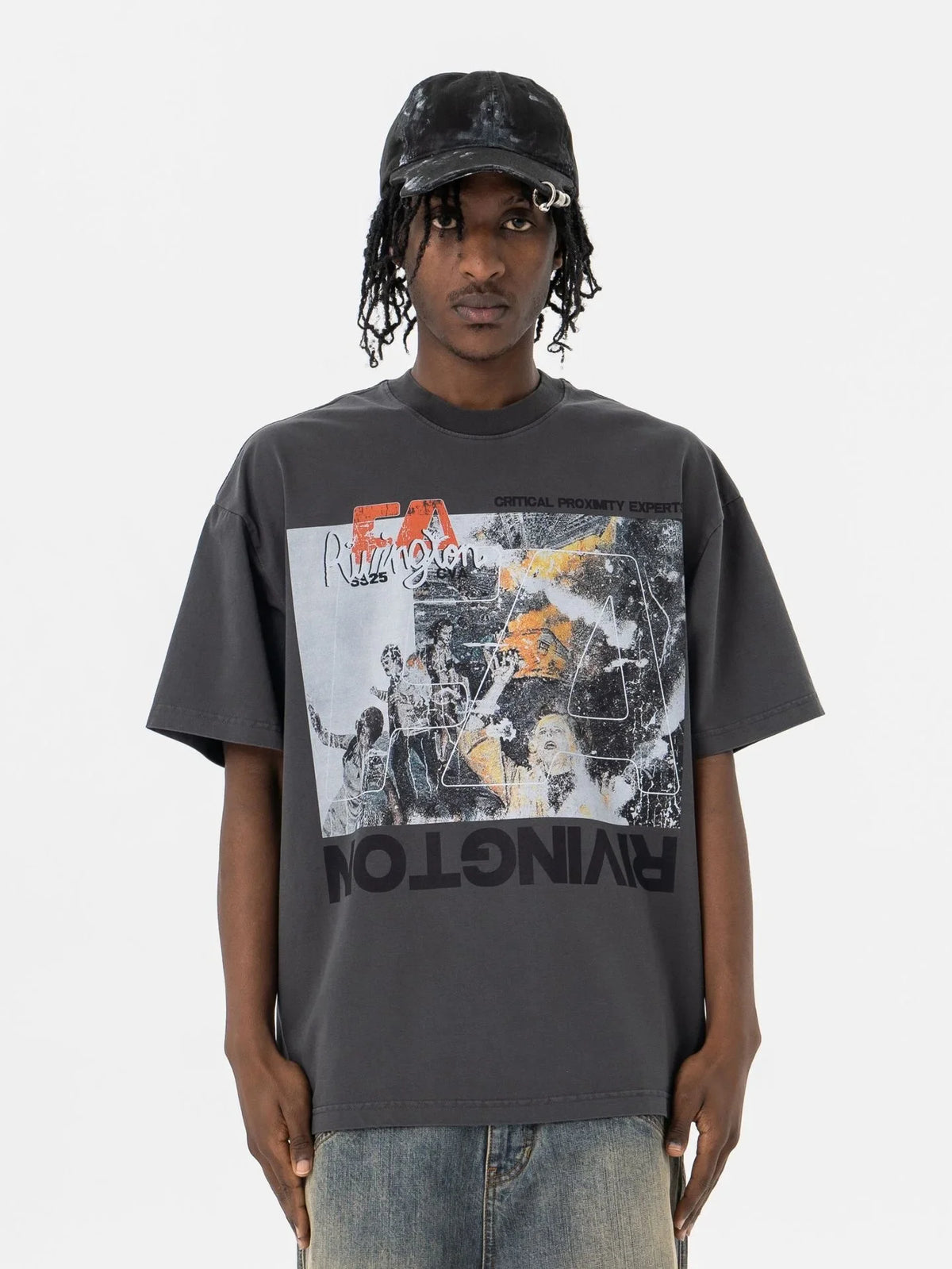 VILZSTUDIOS Vibrant Graphic Print T-Shirt