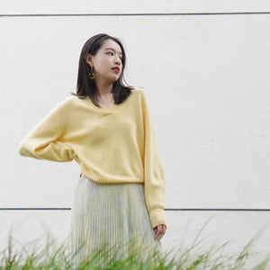 VILZSTUDIOS Cozy Wool V-Neck Knitted Sweater