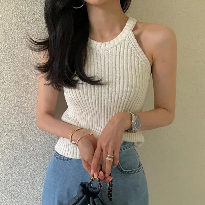 VILZSTUDIOS Chic Round Neck Knitted Halter Top