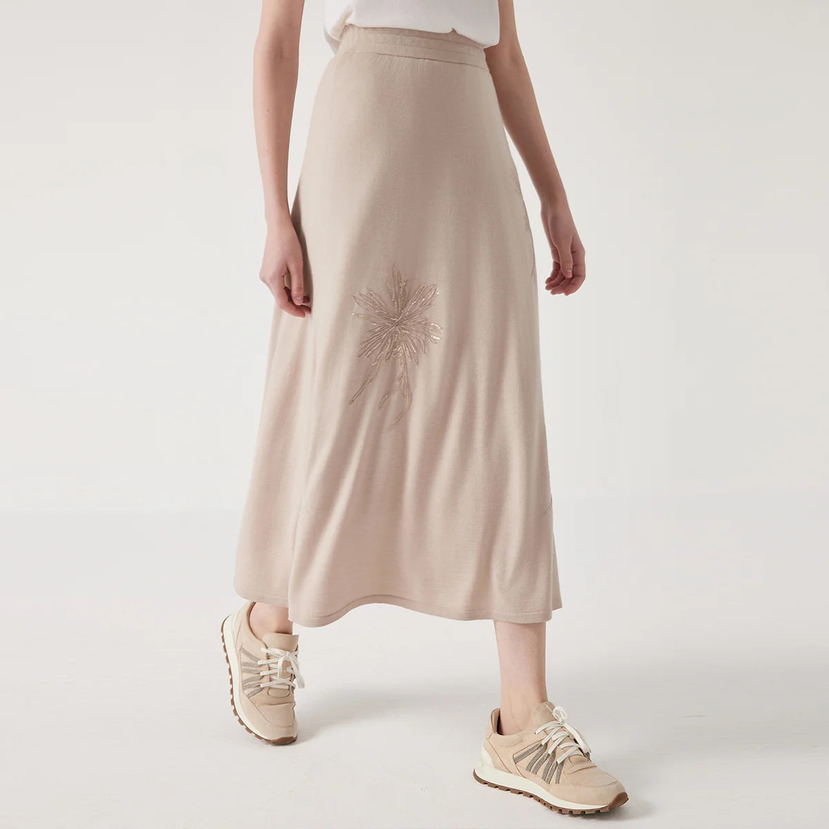 VILZSTUDIOS Luxurious Embroidered Merino Silk Skirt Womens