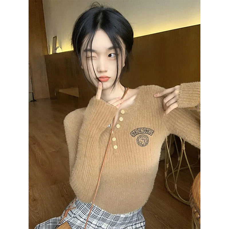 VILZSTUDIOS Soft Chic Buttoned Up Cropped Sweater