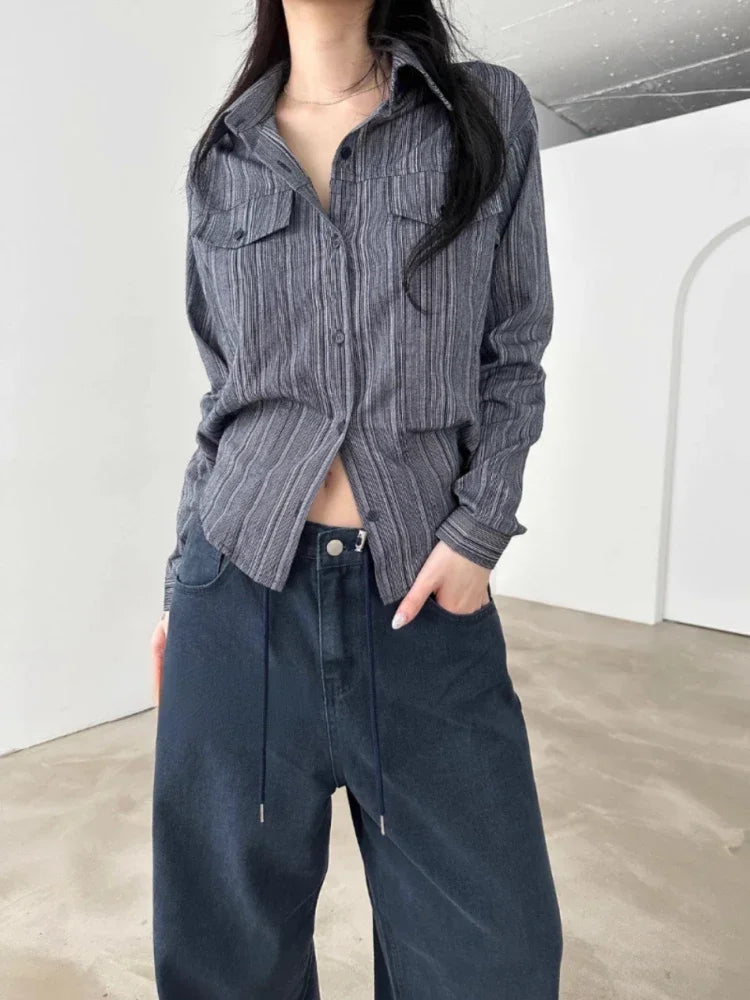 VILZSTUDIOS Slim Fit Korean Aesthetic Striped Shirt