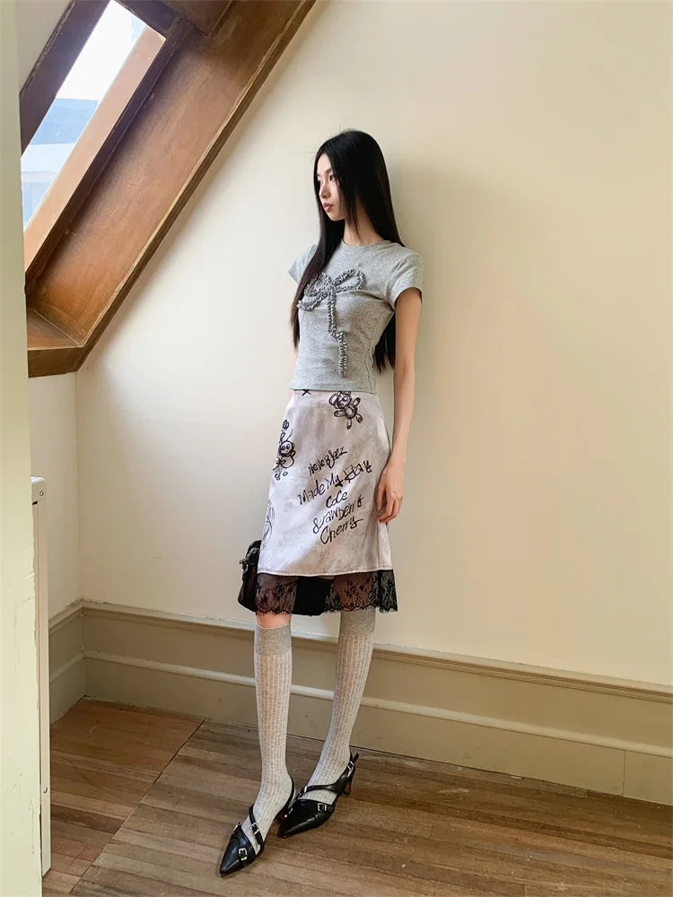 VILZSTUDIOS Stylish Grey Summer Short Sleeve T-Shirt With Lace Midi Skirt