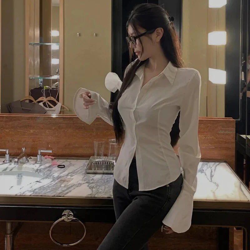 VILZSTUDIOS Slim Bell Sleeve Shirt