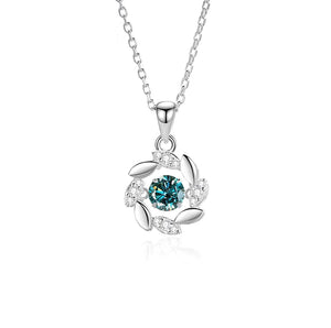 VILZSTUDIOS Round Moissanite Pendant Necklace