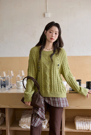 VILZSTUDIOS Luxurious Retro Green Knitted Sweater