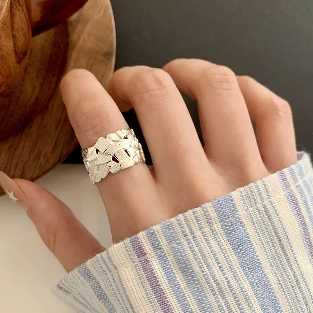 VILZSTUDIOS Geometric Wide Braid Squares Matte Ring