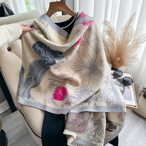 VILZSTUDIOS Luxurious Two-Sided Cashmere Scarf