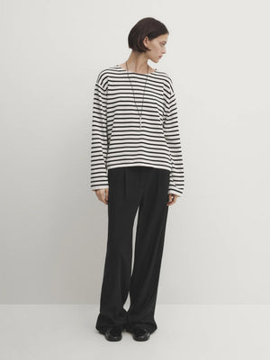VILZSTUDIOS Cozy Striped Crew Neck Long Sleeve Top