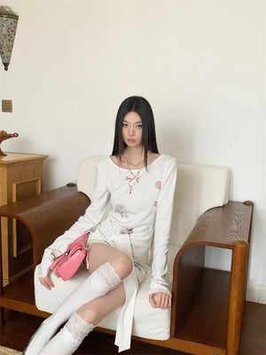 VILZSTUDIOS Kawaii Loose Round Neck Long Sleeve Top