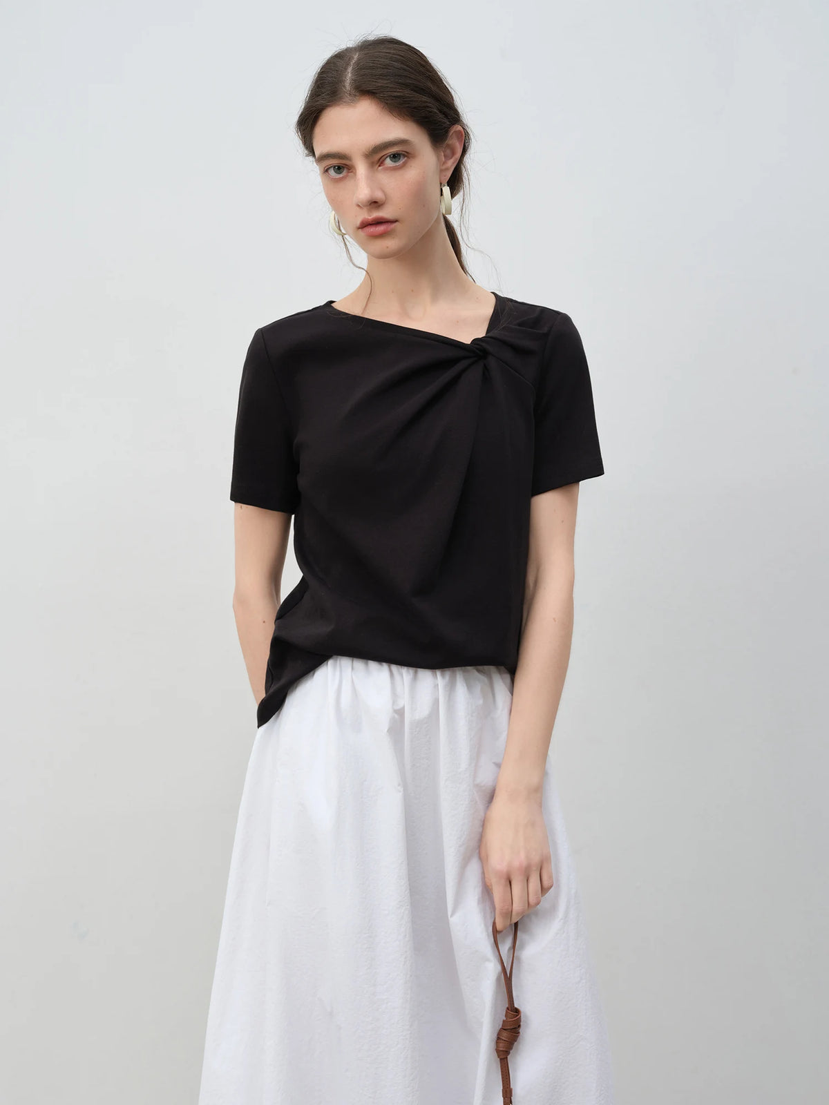 VILZSTUDIOS Asymmetrical Knot Petite Slim T-Shirt