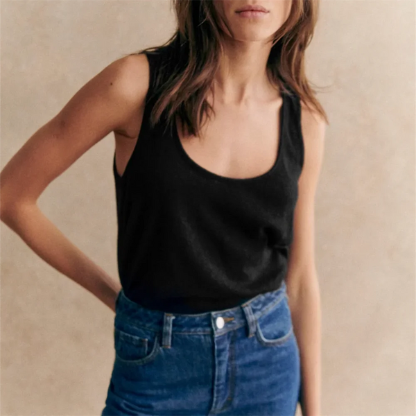 Slim Sleeveless U-Neck Tank Top