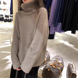 VILZSTUDIOS Luxurious Cashmere Turtleneck Sweater
