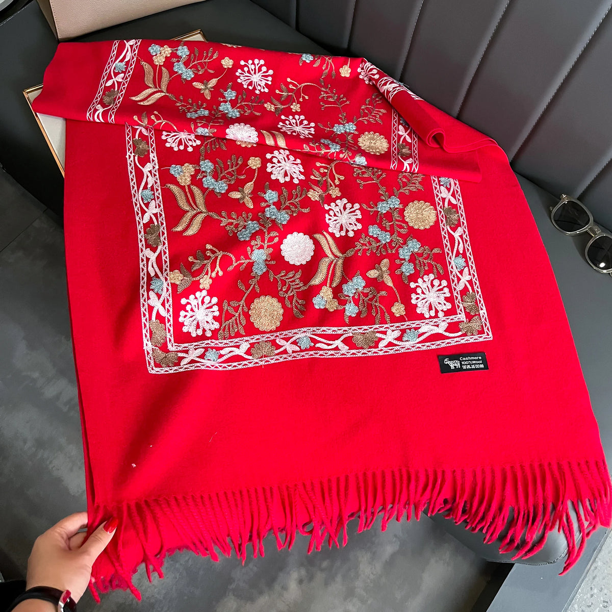 VILZSTUDIOS New Winter Warm Cashmere Scarf for Women Embroidery Pashmina Blanket Thick Shawl Wrap Neckerchief Fashion Bufanda Echarpe Poncho