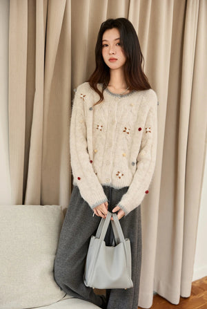 VILZSTUDIOS Luxurious Hand-Knitted Wool Sweater