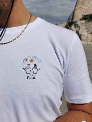 VILZSTUDIOS Cute Embroidered T-Shirt