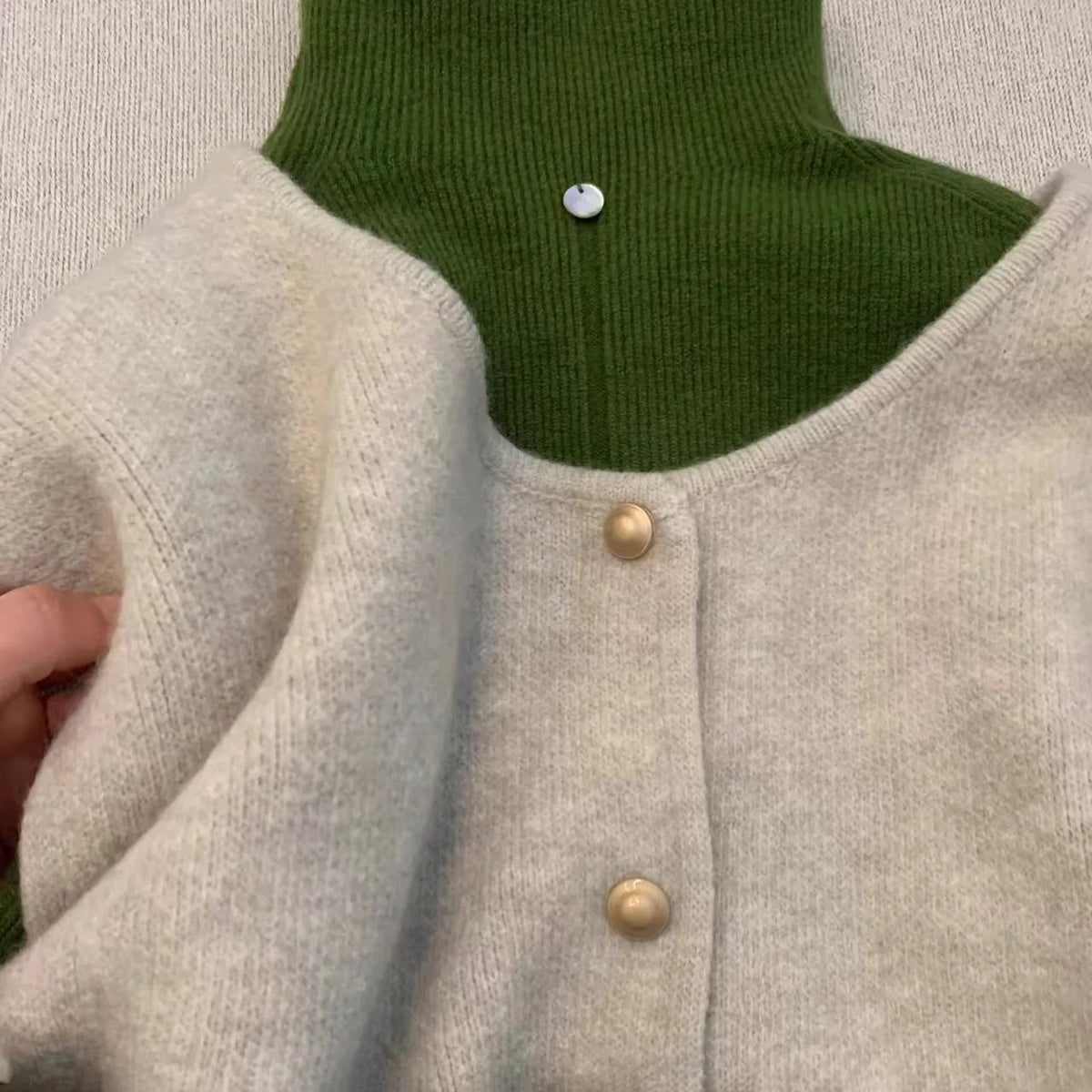 VILZSTUDIOS Cozy Cashmere Knitted Sleeveless Sweater