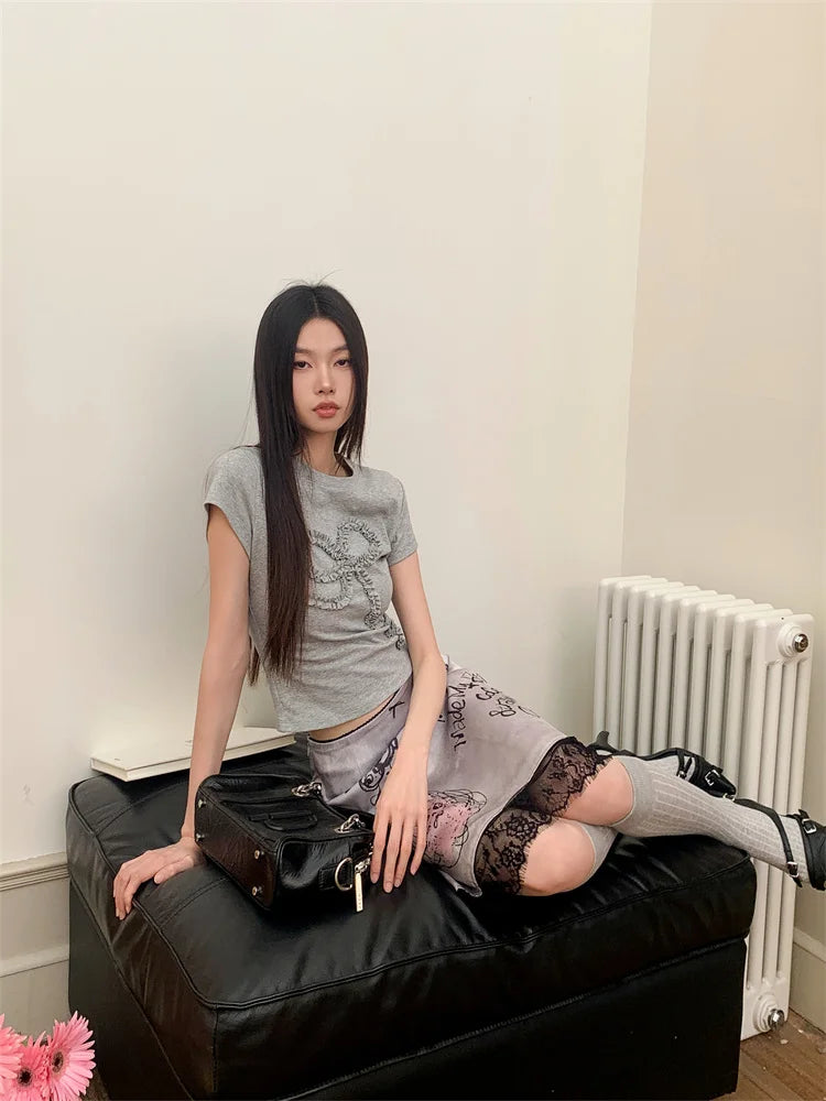 VILZSTUDIOS Stylish Grey Summer Short Sleeve T-Shirt With Lace Midi Skirt