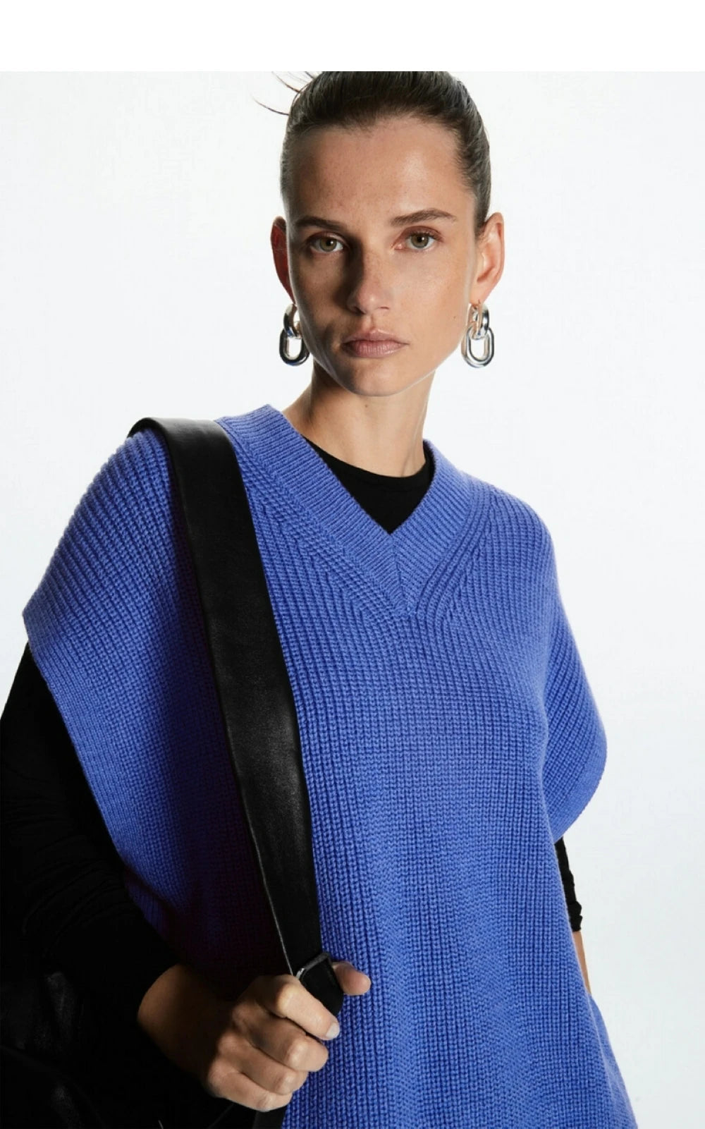 VILZSTUDIOS Woolen Sleeveless Knitted Sweater