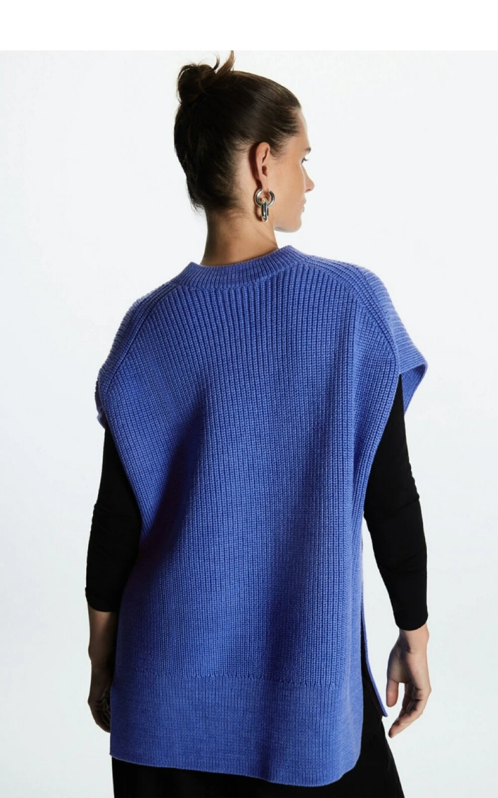 VILZSTUDIOS Woolen Sleeveless Knitted Sweater