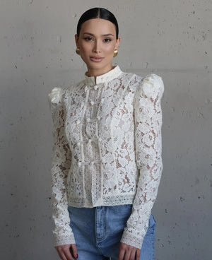 VILZSTUDIOS Elegant Lace Flower Long Sleeve Blouse