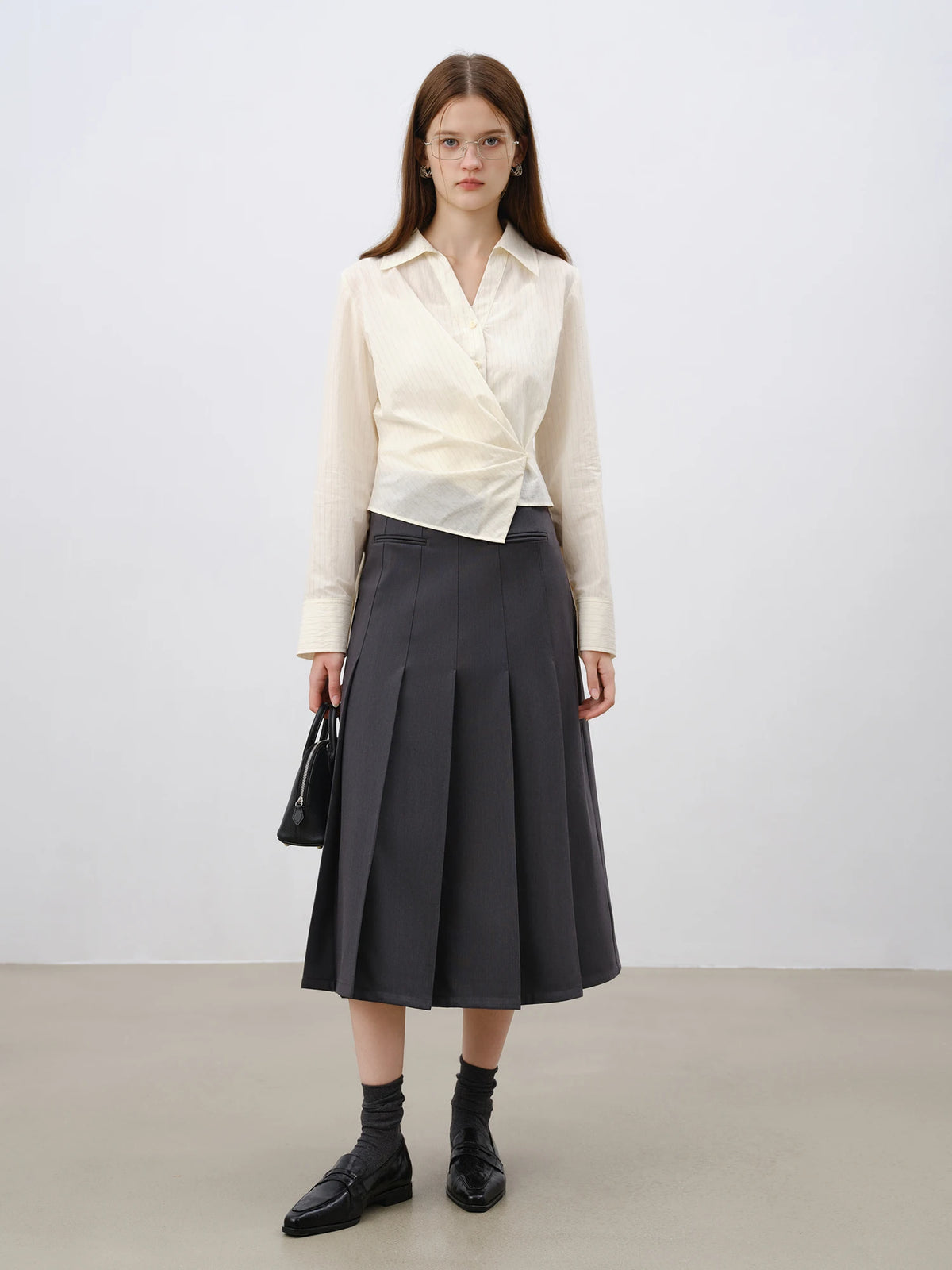 VILZSTUDIOS Versatile Asymmetrical Waist Shirt