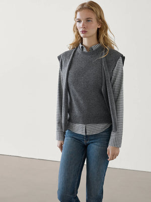 VILZSTUDIOS Grey Knit Sleeveless Sweater