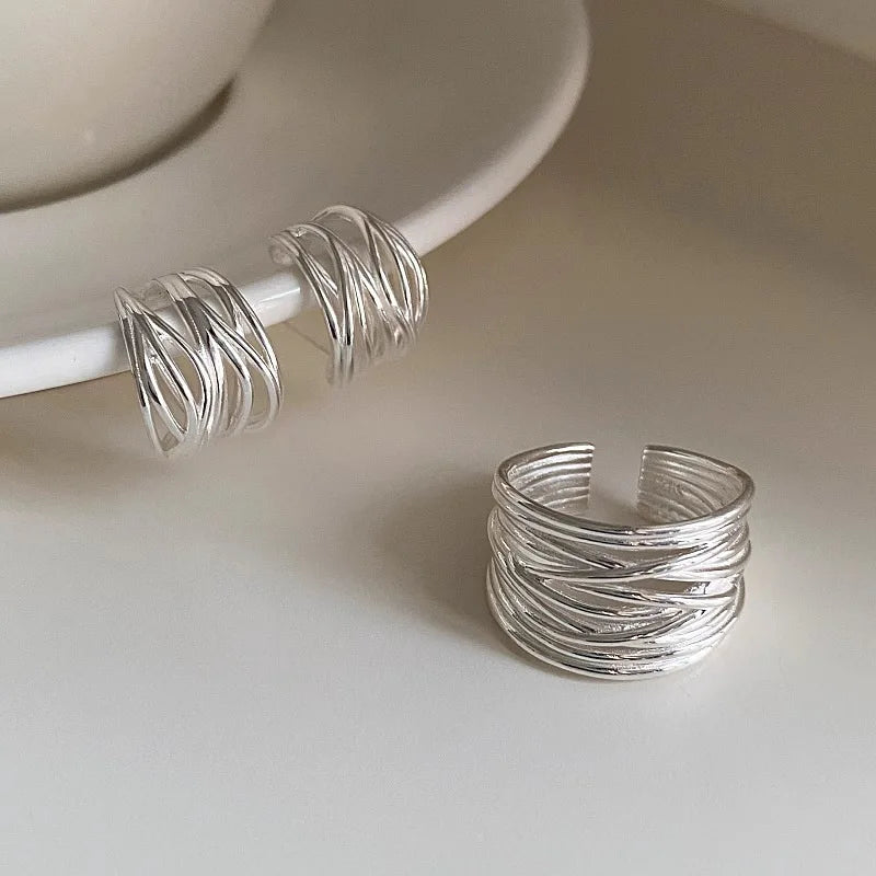 VILZSTUDIOS Geometric Wide Twisted Lines Finger Ring