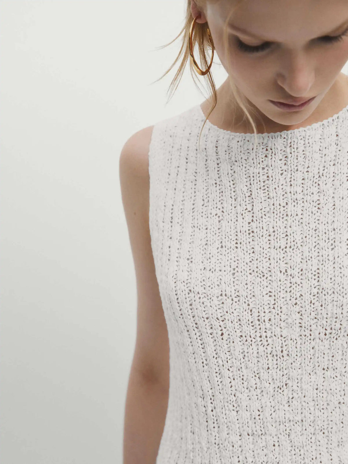 VILZSTUDIOS Knitted Irregular Sleeveless Top