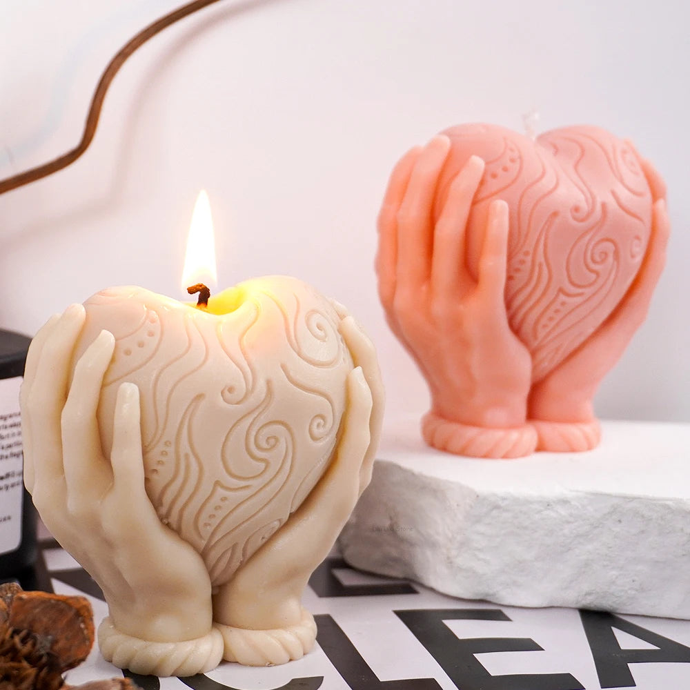 VILZSTUDIOS Heart-shaped Silicone Candle Mold