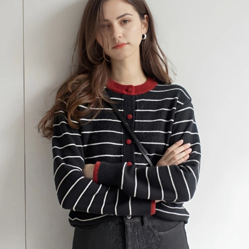 VILZSTUDIOS Everyday Striped Knitted Cardigan