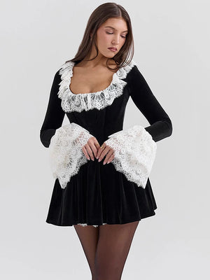 VILZSTUDIOS Flare Lace Square Collar Black Dress