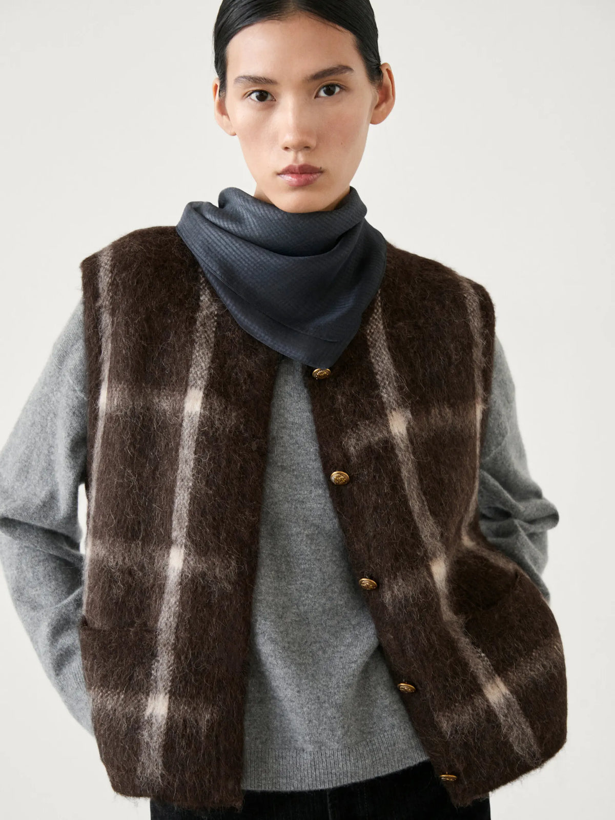 VILZSTUDIOS Chic Checkered Knitted Vest