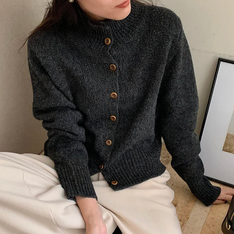 VILZSTUDIOS Luxurious Turtleneck Knit Cardigan