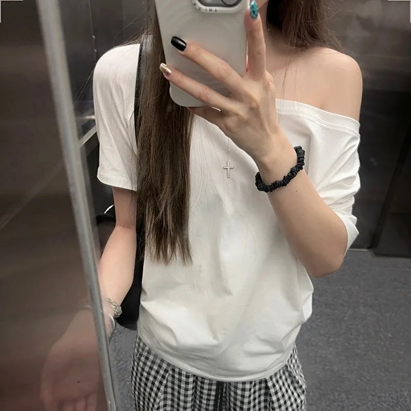 VILZSTUDIOS Basic Casual Off Shoulder T-Shirt