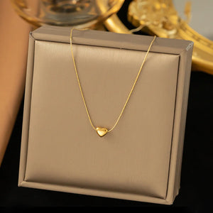 VILZSTUDIOS Classic Gold-Plated Mini Heart Pendant Necklace