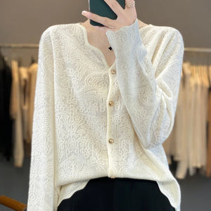 VILZSTUDIOS Cozy Knitted V-Neck Wool Sweater