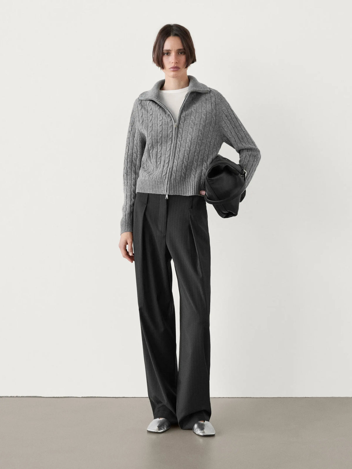 VILZSTUDIOS Casual Knitted High Neck Cardigan