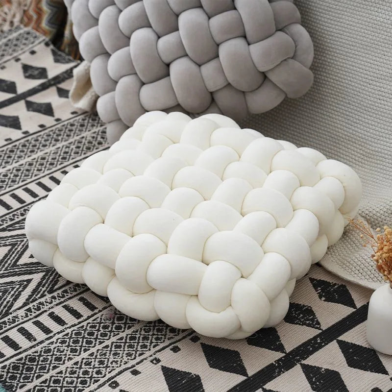 VILZSTUDIOS Handmade Knitted Square Cushion