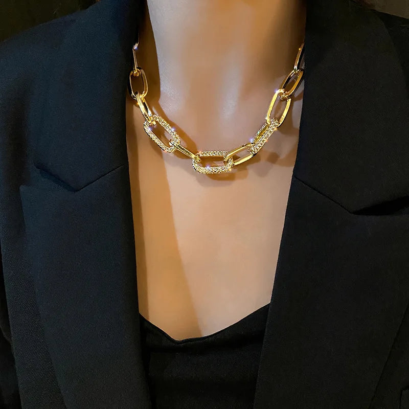 VILZSTUDIOS Thick Metal Chains Necklace