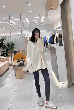 VILZSTUDIOS Cozy Wool Knit Round Neck Sweater