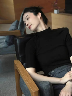 VILZSTUDIOS Elegant Black Turtleneck T-Shirt